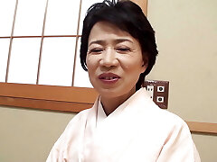 M615G04 Kimono Beautiful Mature Woman makes AV debut!