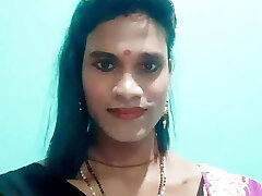 бини, индийская транс-женщина
