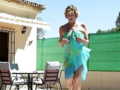 A Day at the Pool with Buxom Mature Hottie Mrs. M A Day at the Pool with Buxom Mature Hottie Mrs. M