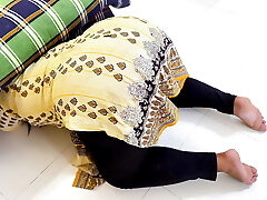 Desi Step-mom Gets Stuck While Sweeping Under The Bed When Stepson Fucks Her And Cums On Her Yam-sized Ass - Family Lovemaking (Episode.02)