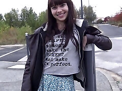 18 years old skinny Luna first anal casting