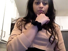 Cute amateur brunette naughty in solo jerking display on camera