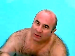 Bob Hoskins