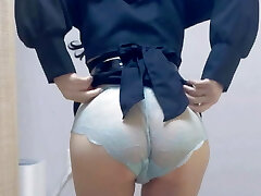 Korean Mistress female domination facesitting tattoo slave.