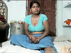 Lovely and luxurious padosan bhabhi ko tang failakar jamkar choda boli dheere karo