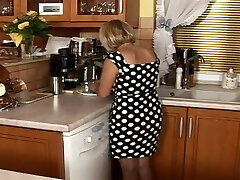 Special Coffee Of My Little Grandma Maid Special Coffee Of My Little Grandma Maid