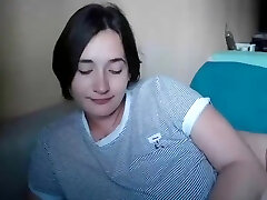 Yam-sized Belly Pregnant camgirl