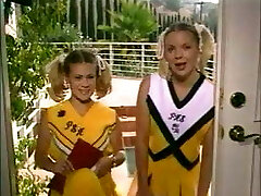 cheerleader kristi und teri starr threesome