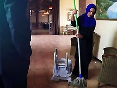 ARABS EXPOSED - Poor Janitor Gets Extra Money From Boss In Interchange For Sex