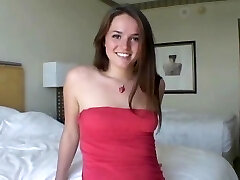 Tori Dark-hued - She Knows What Every Man Loves