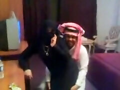 Arab woman gets banged by a stranger.