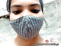 Desi Indian Teenage Randi Slut Very Risky Public Disrobe For Her Boyfriend