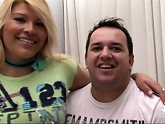 This Spanish unexperienced couple, courtesy of Leche69 is here to
