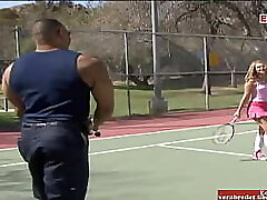 Sporty 18yo blonde Lady pick up at the tennis court
