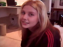 A young Virgin Poppens