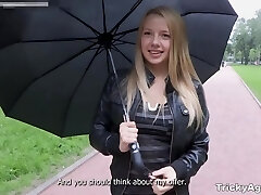 Gullible Russian student demonstrates talents of her pussy and facehole to one tricky agent
