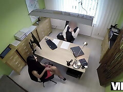 اینگا شیطان هرگز انتظار می رود ارتباط جنسی برای پول نقد با غریبه اینگا شیطان هرگز انتظار می رود ارتباط جنسی برای پول نقد با غریبه