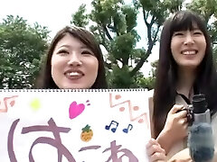 Hitchhiking to Tub Stall with Strangers ctoan