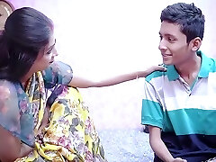 Desi Local Bhabhi Rough Screw With Her 18+ Young Debar ( Bengali Funny Talk)