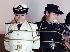mujeres chinas policía y marina