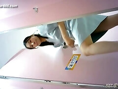 chinese girls go to rest room.304 chinese girls go to rest room.304