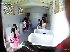 chinese chicks go to toilet.306 chinese chicks go to toilet.306