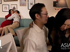 Jaw-dropping Chine models swap lollipops to spice up sex life - Model Media Jaw-dropping Chine models swap lollipops to spice up sex life - Model Media