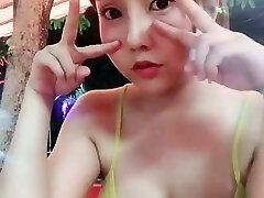 big tits thick breast Downblouse meme hastalari buraya 5 cinli