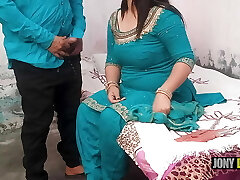 Sapne me maa ko chodta tha real me mauka mila to lapak ke pakad liya Sapne me maa ko chodta tha real me mauka mila to lapak ke pakad liya