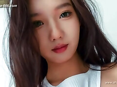 chinese model posing naked.152 chinese model posing naked.152