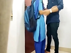 Real College Girl Ne Teacher Ke Sath Viral Mms Real College Girl Ne Teacher Ke Sath Viral Mms