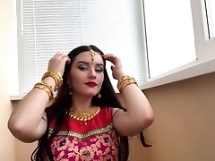 भारतीय देसी भाभी एलिसा क्विन बकवास हो जाता है और मोटी सह निगल(हिंदी ऑडियो)