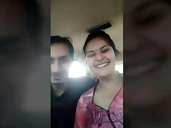 Married Guju Bhabhi payal enjoyed with Bf in Car Public sausage