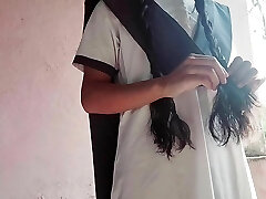 Indian college girl sex flick 
