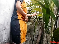 секс с мамой вне дома на открытом воздухе ( официальное видео от villagesex91 )