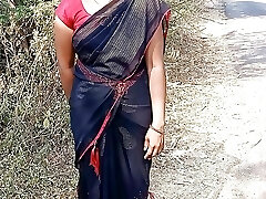 Road par khadi ladki ko 2000 de kar ghar pe lakar thoka Road par khadi ladki ko 2000 de kar ghar pe lakar thoka