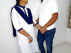 Shcool me class chutne ke baad komal ne apne boyfriend ke sath chut massive jayegi Shcool me class chutne ke baad komal ne apne boyfriend ke sath chut massive jayegi