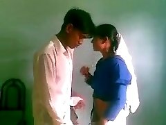 Desi bangla SSC students plow in Class muslim suck doggy