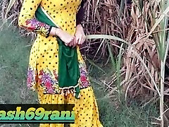 Deshi bhabhi Doggystyle hardcore hookup video in Hindi audio