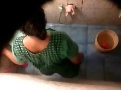  Indian Bhabhi Spycam Bathroom