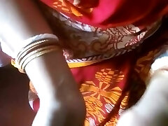 Indian Jaw-dropping housewife homemade sex with bf clear audio