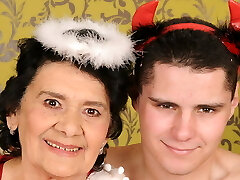 Very old hairy pussy fucked by a young dude Very old hairy pussy fucked by a young dude