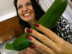 madura gordita mete todo en su culo y coño madura gordita mete todo en su culo y coño