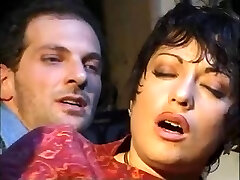 Hawt italian mature gets ass fucking! Hawt italian mature gets ass fucking!