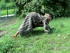 Fur Bitch makes Mutt in the Meadow