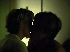 Super-cute Naomi Watts and Robin Wright, hot scenes