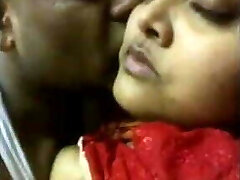 Coimbatore, Tamil housewife pounded by her neighbor