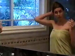 Jaime mother in the bathroom JOI