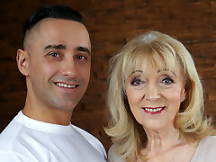 Lusty Granny Szuzanne Lusty Granny Szuzanne