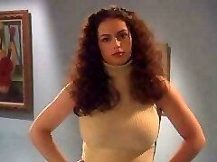 Немного страшно, но все равно удивительно интересной все отверстия секс видео